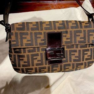 Small Fendi shoulder bag
